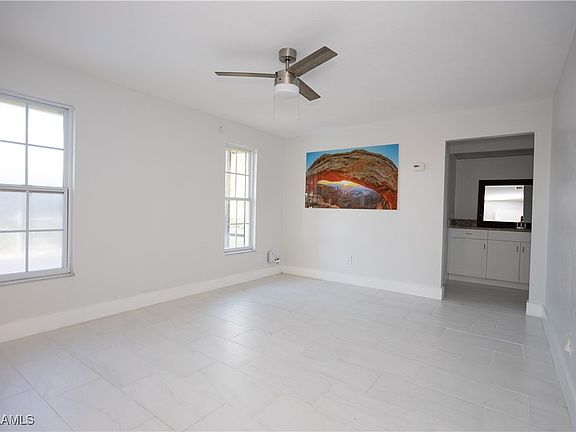 5th image of 1217 SE 17th Ter