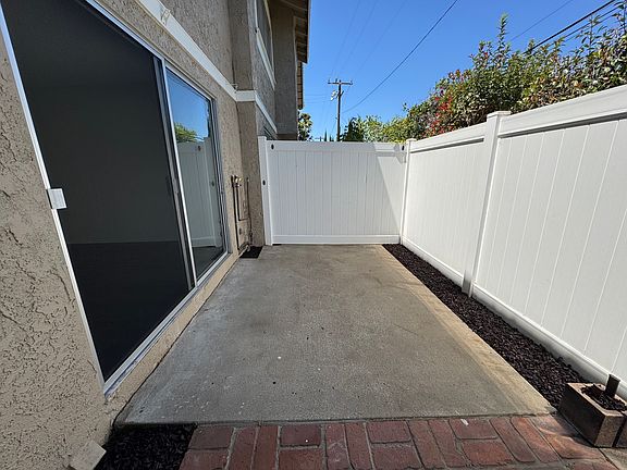 2nd image of 33 Bahia Cir