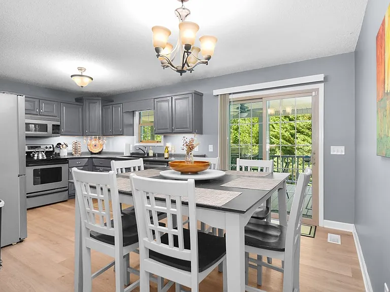 78 Bluebird Ln — Photo 10