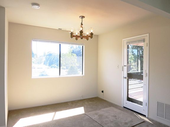 4th image of 1856 Clarke Ave APT 5