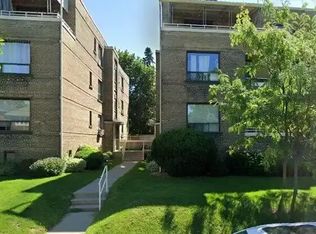 893 Avenue Rd, Toronto, ON M5P2K7