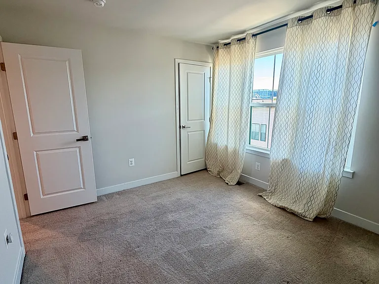 2807 Lewis Ave — Photo 27
