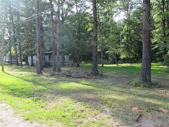 2nd image of 108 Huckleberry Ln