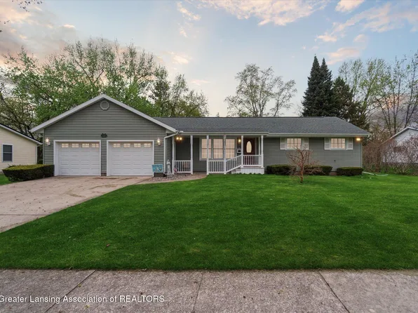 606 S Lansing St, Saint Johns, MI 48879