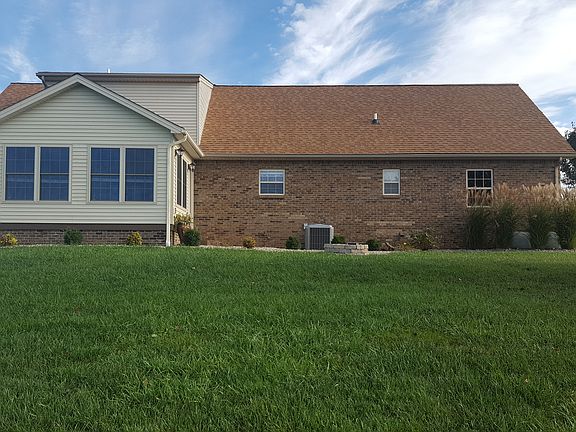 Sun-room n outside firepit