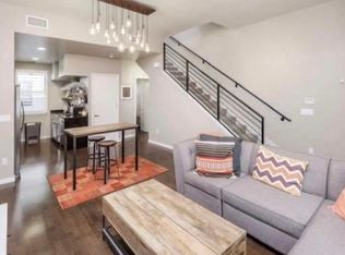 1325 W Sutter Walk, Sacramento, CA 95816