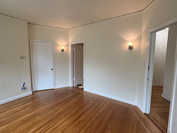 3rd image of 899 Peralta Ave #1A