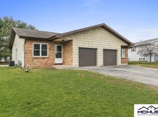 536 Southridge Dr #1, New London, WI 54961