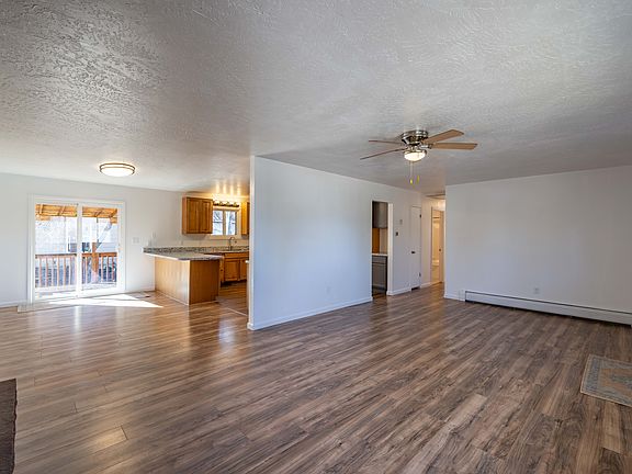 4th image of 348 Del St