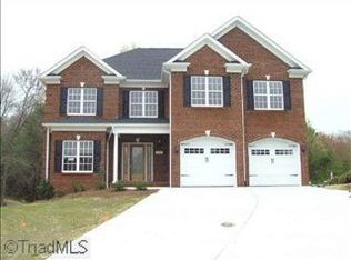 869 Boyer Dr, Clemmons, NC 27012