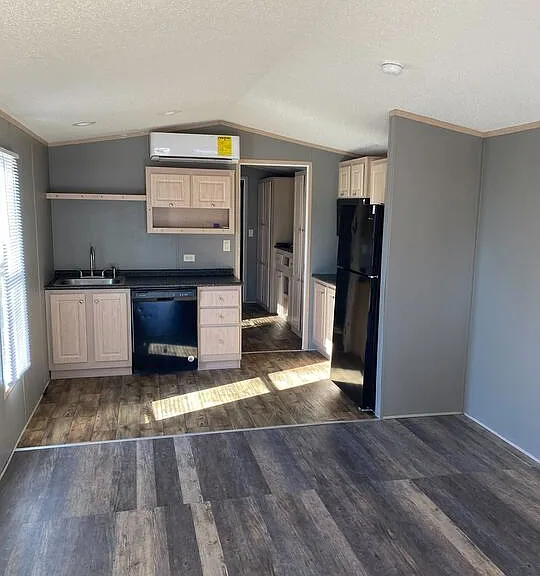 3312 Crystal Ave — Photo 5
