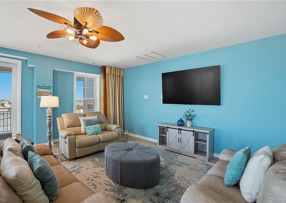 1st image of 3700 Sandpiper Rd APT 417