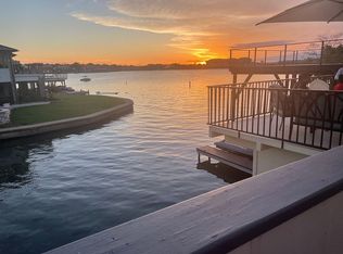 606 N Hsb Blvd, Horseshoe Bay, TX 78657