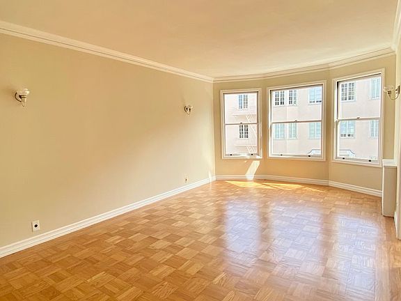 5th image of 165 Mallorca Way APT 204
