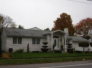 294 Long St, Warwick, RI 02886