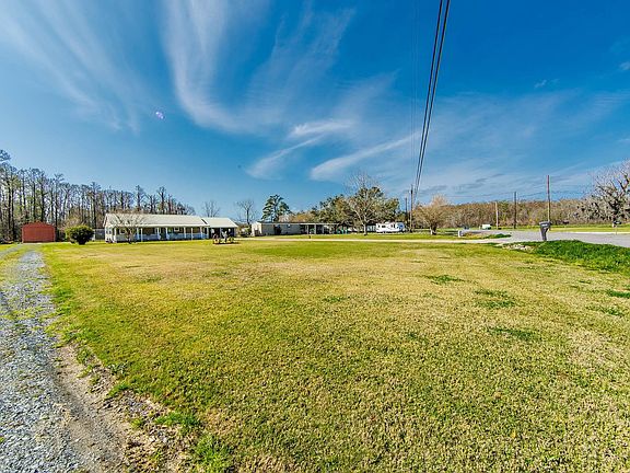 2nd image of 1181 Highway 304