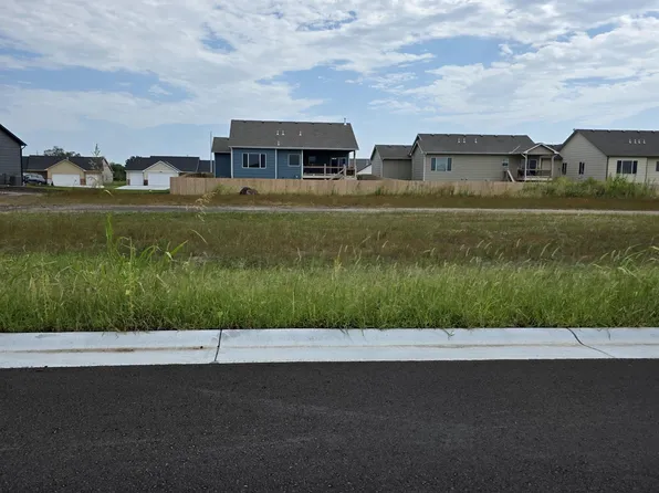 1605 E Northridge St, Valley Center, KS 67147