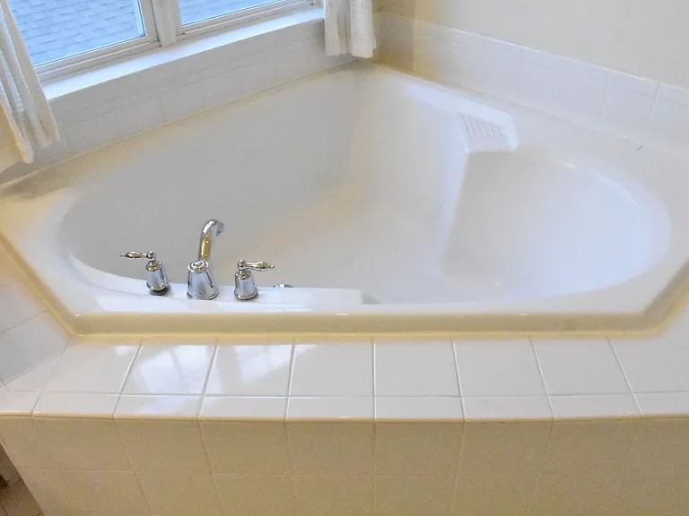 1310 Walker Dr — Photo 38
