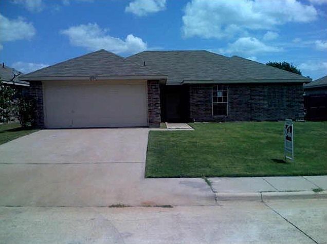 2nd image of 1504 Nightingale Ct