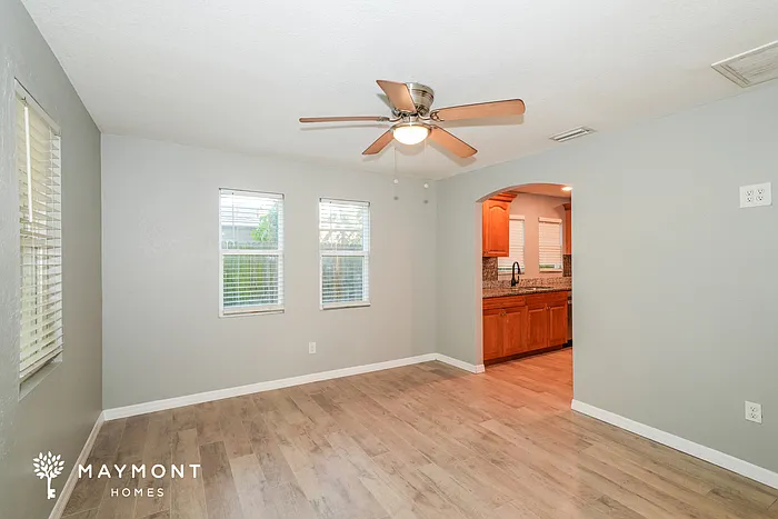 1705 E Lambright St N — Photo 3