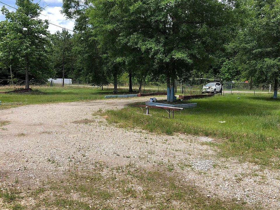 1st image of 1511 County Road 3434 N