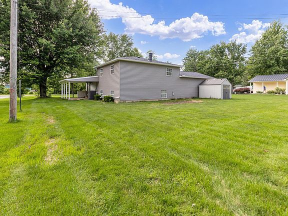 5th image of 56 Arbor Ln SW