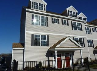 945 Middlesex St UNIT 1, Lowell, MA 01851