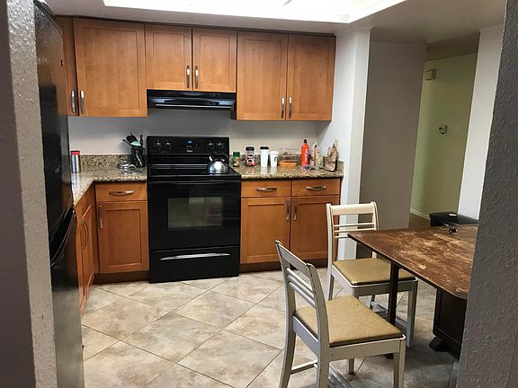 5th image of 10931 167th Ave NE