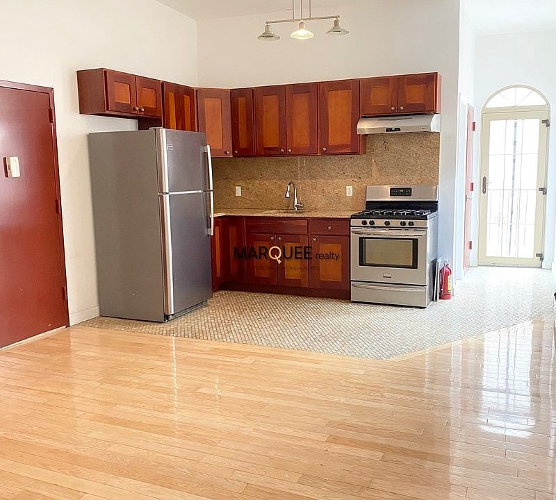 1st image of 3720 30th Ave #3B