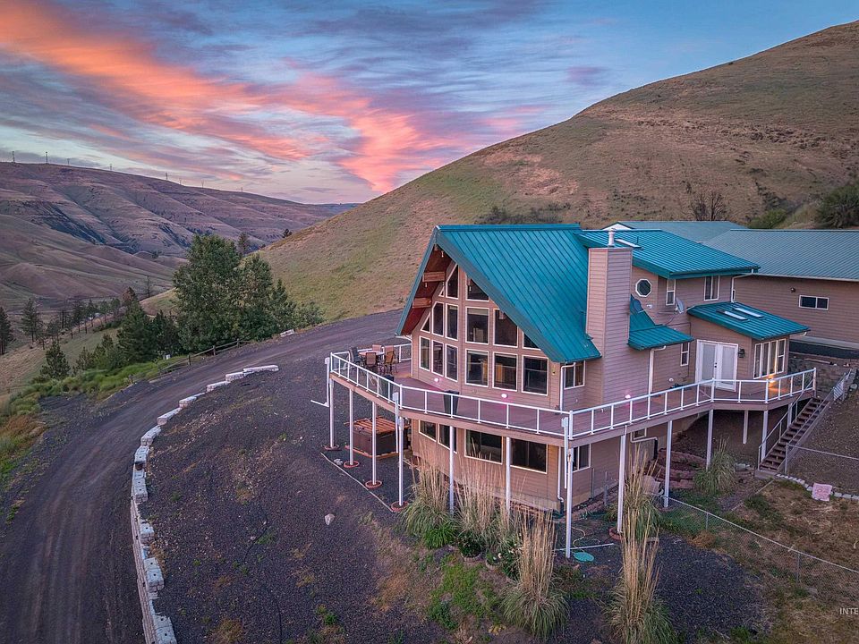 1st image of 25277 Ridge Ln