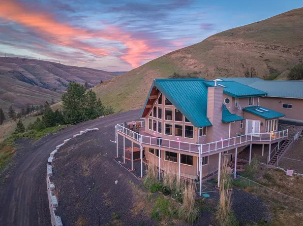 25277 Ridge Ln, Juliaetta, ID 83535