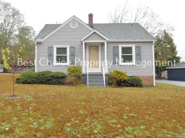 811 S B St, Easley, SC 29640
