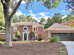 3035 Roxburgh Dr, Roswell, GA 30076