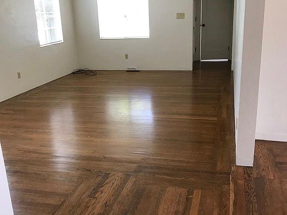 2nd image of 1460 College Ave