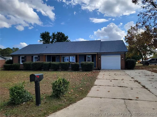 7886 Atmore Dr, Fayetteville, NC 28314