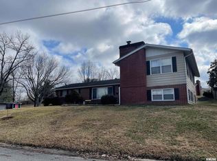 217 Apple Ln, Anna, IL 62906