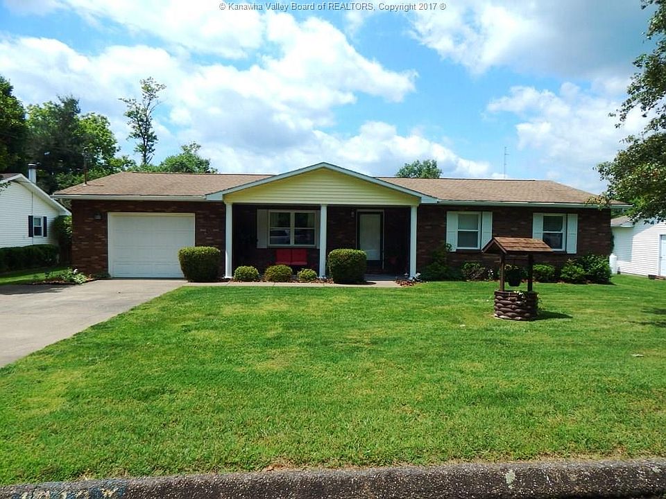 1st image of 1212 Woodcrest Dr