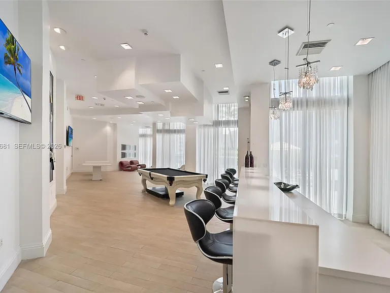 350 S Miami Ave #2411 — Photo 14