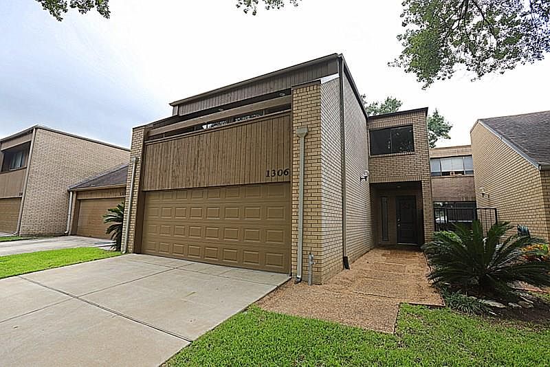 1st image of 1306 Chardonnay Dr