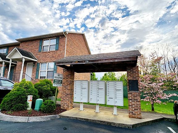 2nd image of 1747 Skyline Dr APT 46