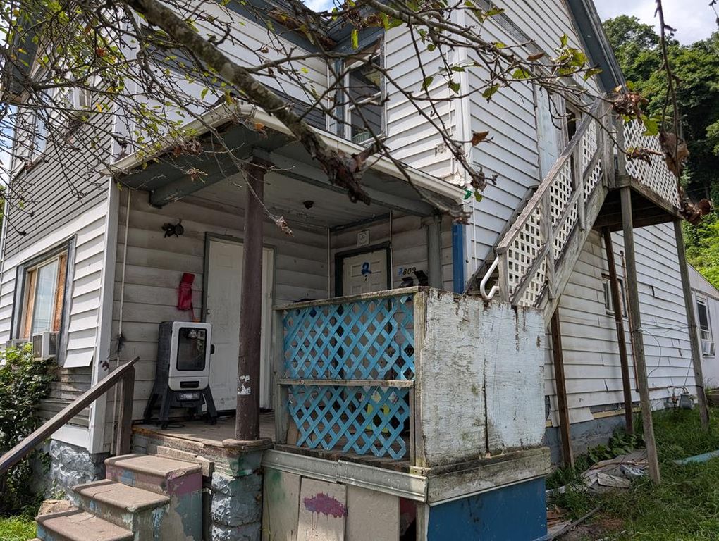 Real estate listing image