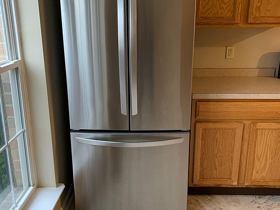 3rd image of 2455 Gillian Ln