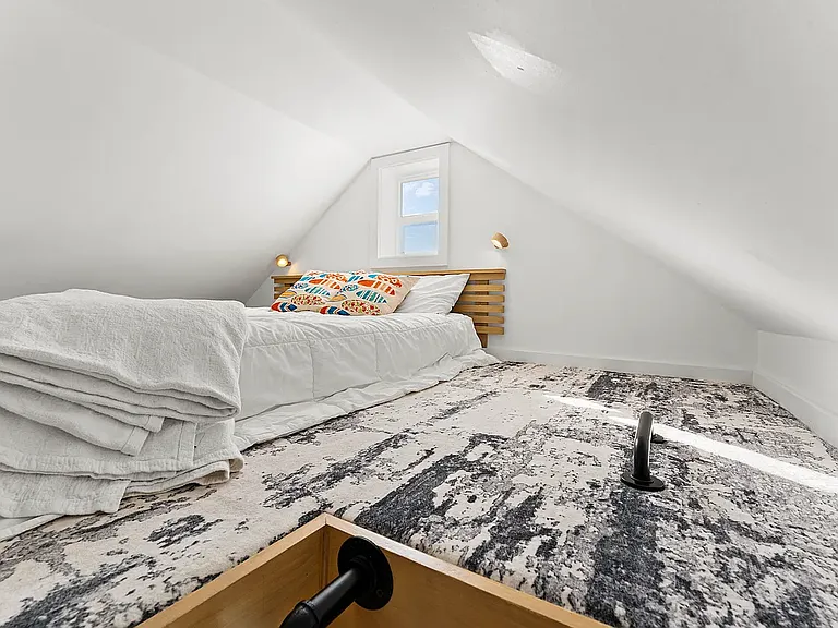 131 Turner Rd — Photo 9