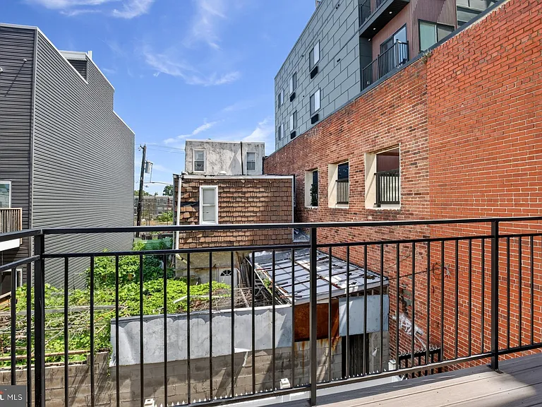 1843 E Hazzard St #2 — Photo 10