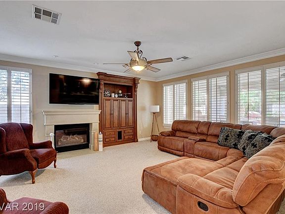 5th image of 345 Hedgehope Dr