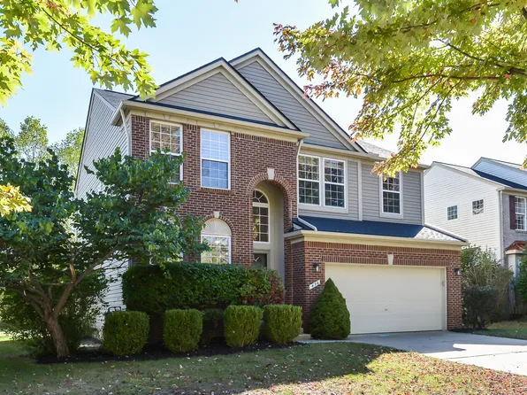 476 Chantilly Ln, Chelsea, MI 48118