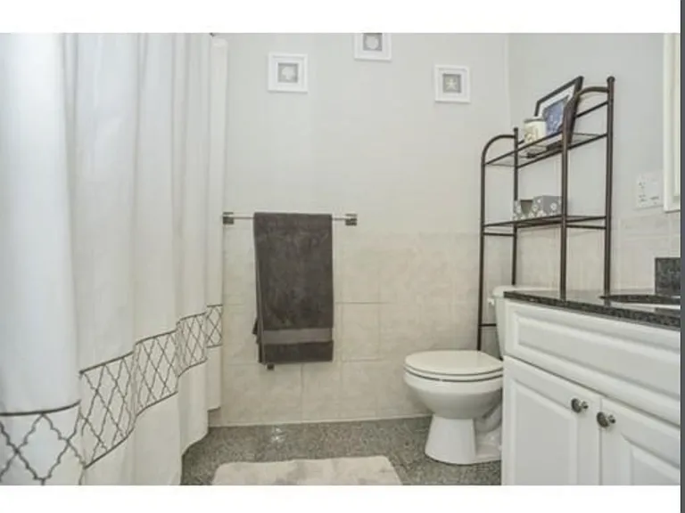 25 Aldrich St #B — Photo 9