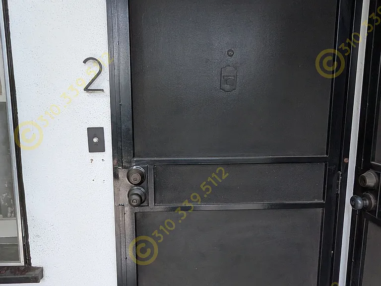 1377 S Sierra Bonita Ave #2 — Photo 5