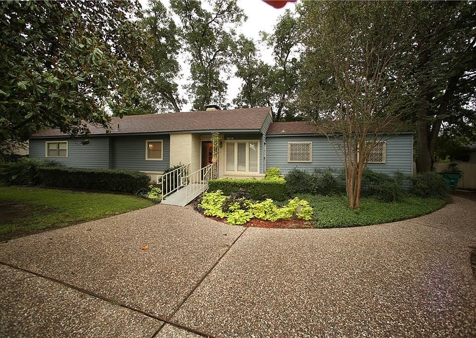 1st image of 1130 Hillcrest Dr