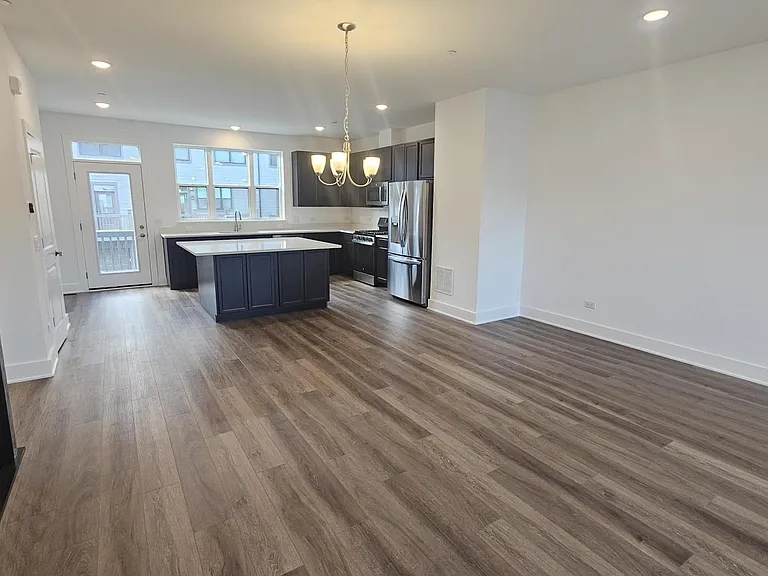 6429 Main St #0 — Photo 34